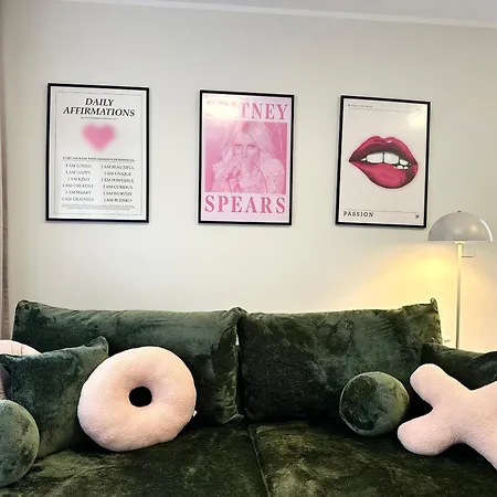 Madalinskiego 23 - Parking & Balcony & Lift - 700m Main Station Διαμέρισμα Βρότσλαβ