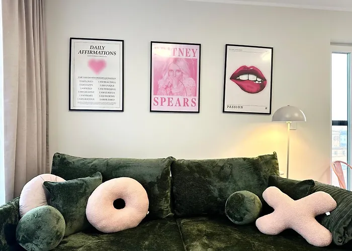 Madalinskiego 23 - Parking & Balcony & Lift - 700m Main Station Διαμέρισμα Βρότσλαβ