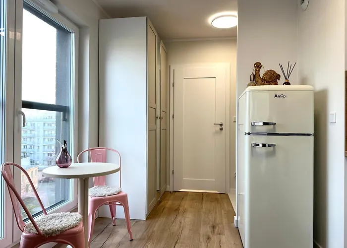 Madalinskiego 23 - Parking & Balcony & Lift - 700m Main Station Διαμέρισμα Βρότσλαβ